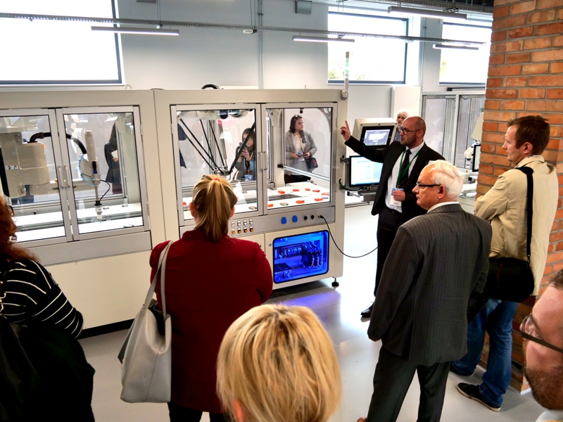 Laboratorium innowacji Omron dla przemysłu Laboratorium innowacji Omron dla przemysłu
