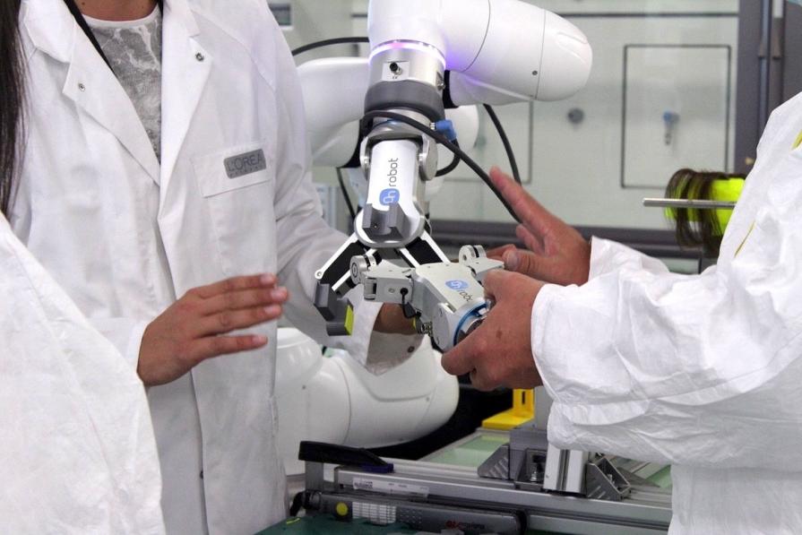 Aplikacje OnRobot automatyzują centrum badań LOreal