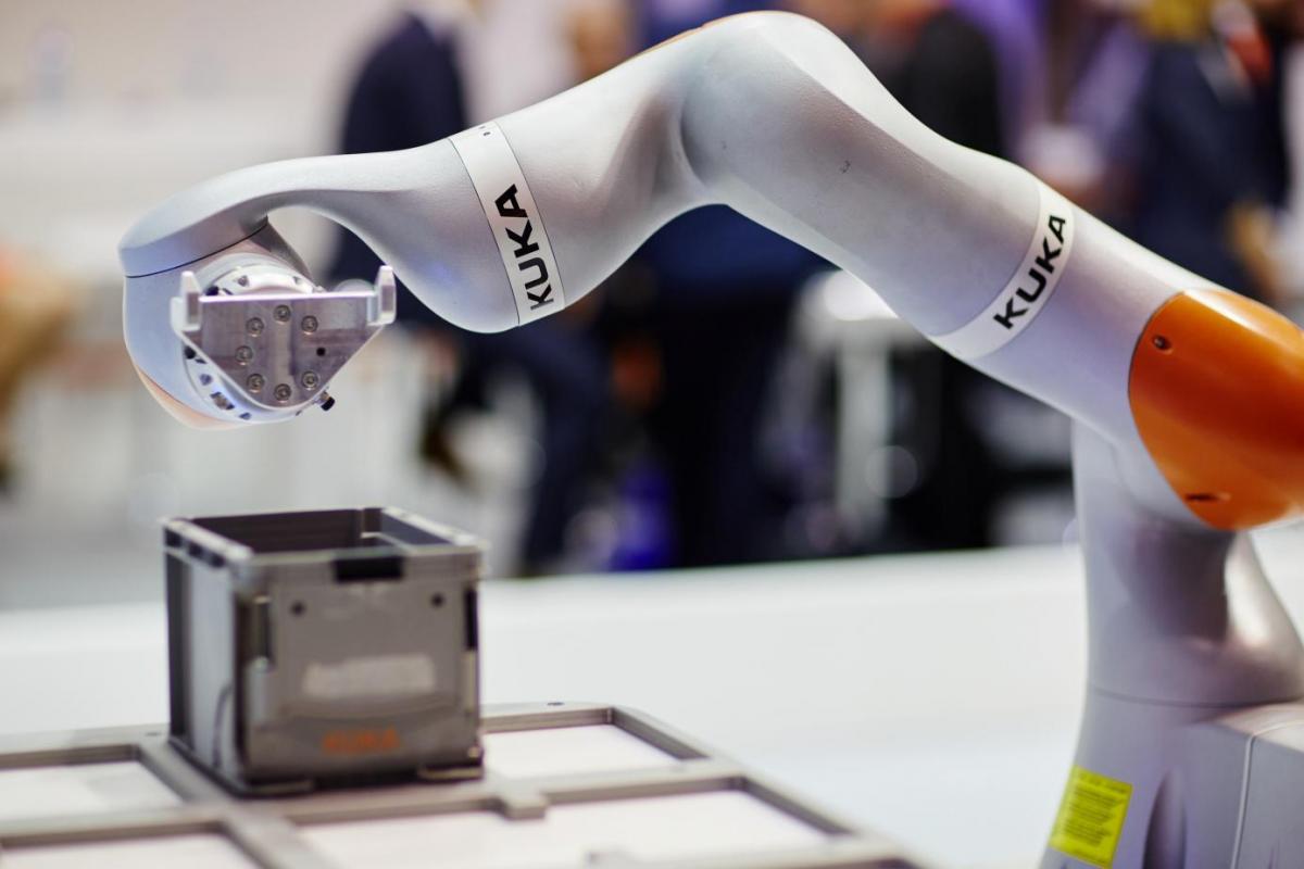 KUKA na Automotive w Krakowie