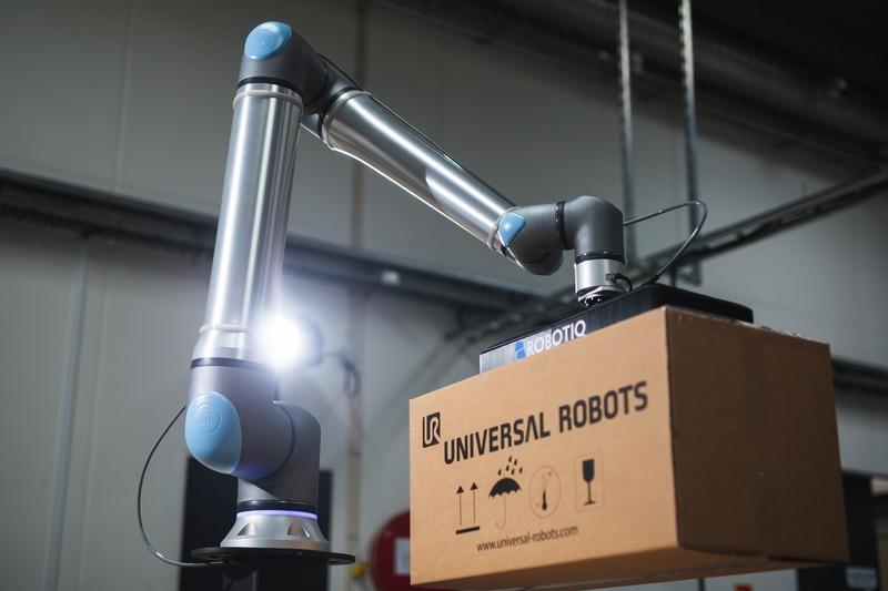 Nowy cobot w portfolio Universal Robots