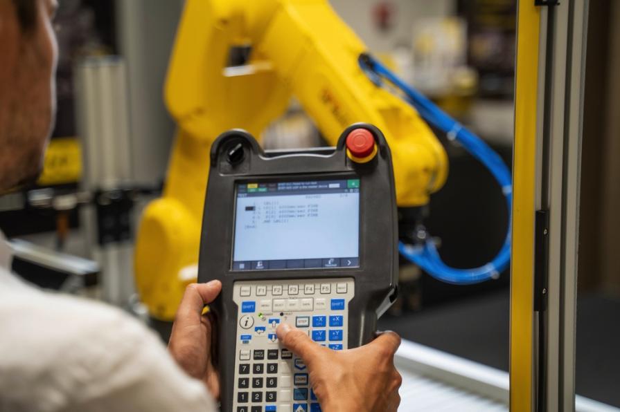 FANUC zaprasza do udziału w Robo Challenge 2022