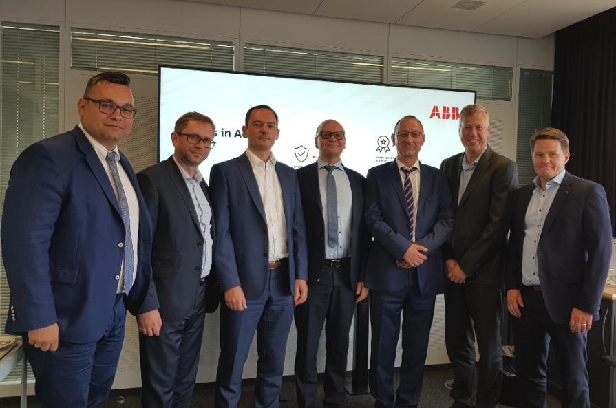 Współpraca FAMUR i ABB