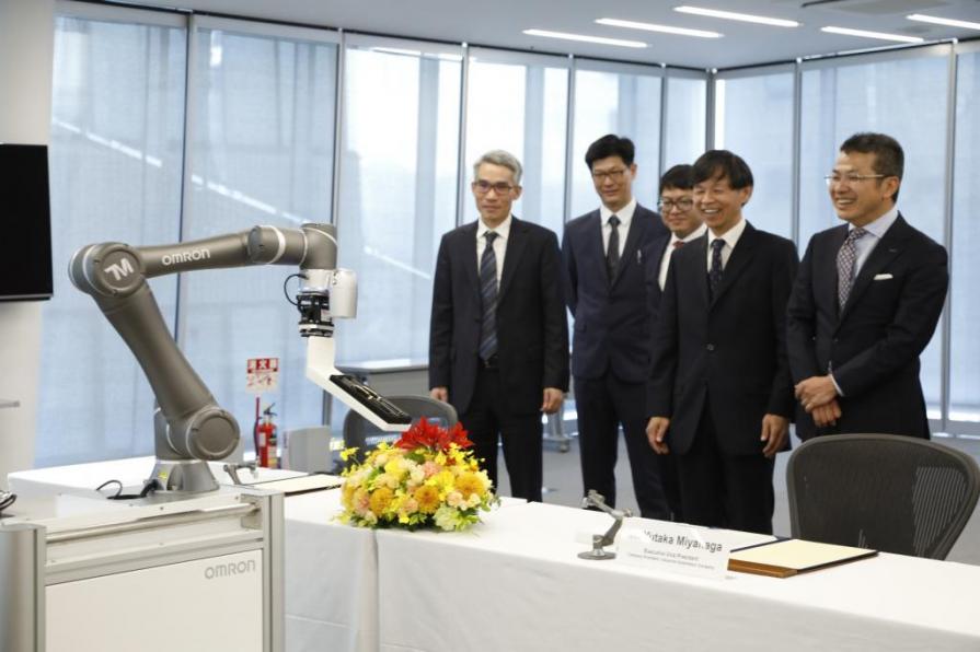Współpraca Omron oraz Techman Robot