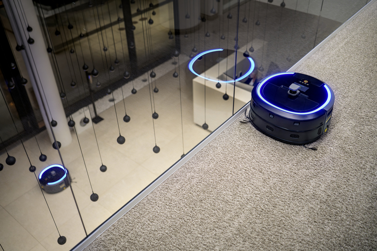 Karcher/Kira_CV_50_office_floor