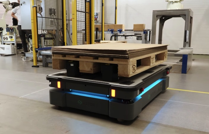 robot mobilny AMR